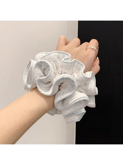 Gifty - Floral Ruffle Trim Polyester Ponytail Scrunchie