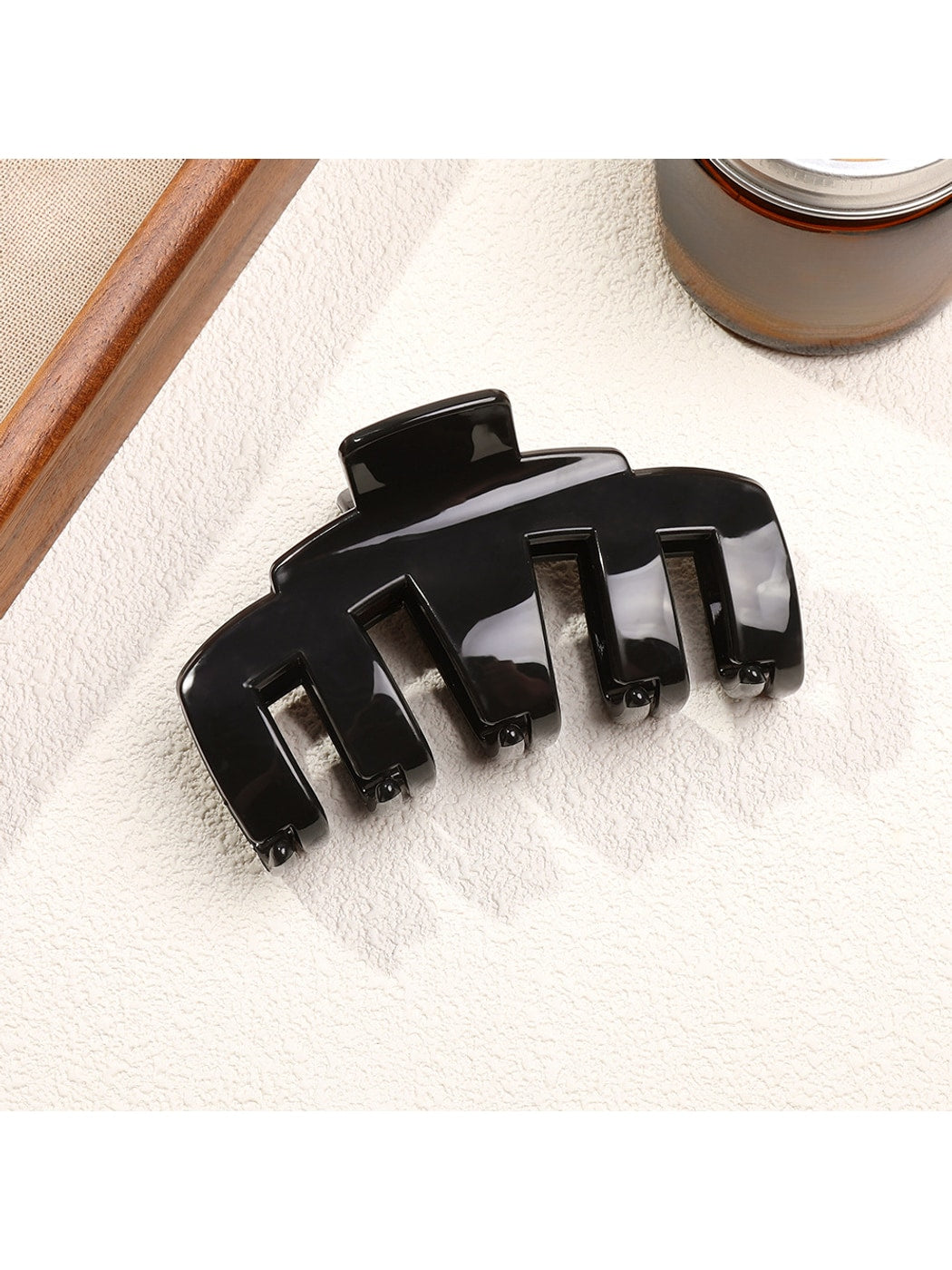Beau - Soft Feel Arched Plastic Hair Styling Claw Clip