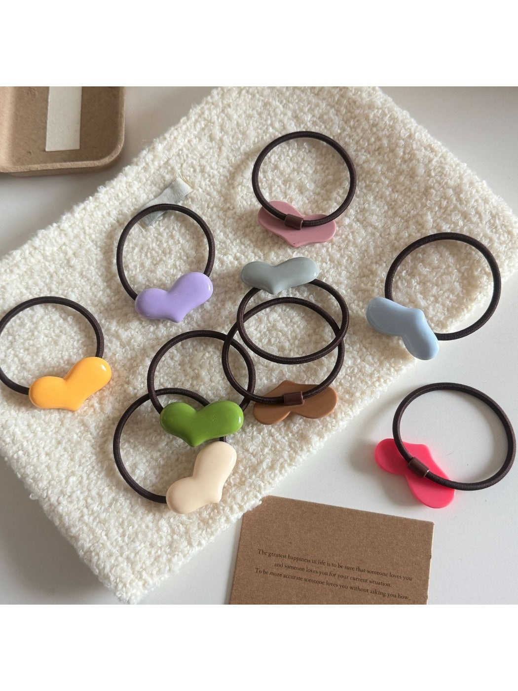 Gifty - Minimalist Solid Color Heart Hair Tie