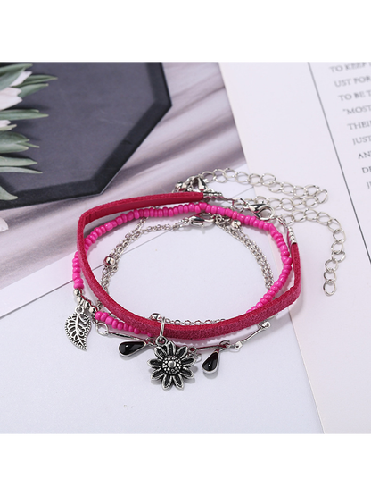 Lovra - Beaded Ethnic Style Pendant Bracelet