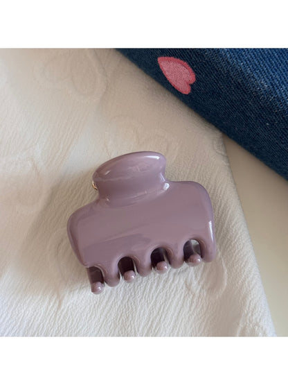 Beau - Plastic and Alloy Rounded Rectangle Claw Clip