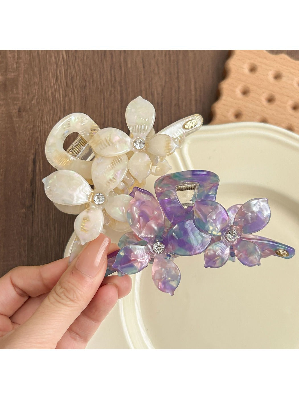 Beau - Elegant Double Bloom Claw Clip