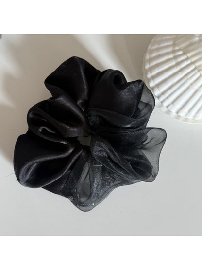 Gifty - Satin Paneled Ruched Scrunchie