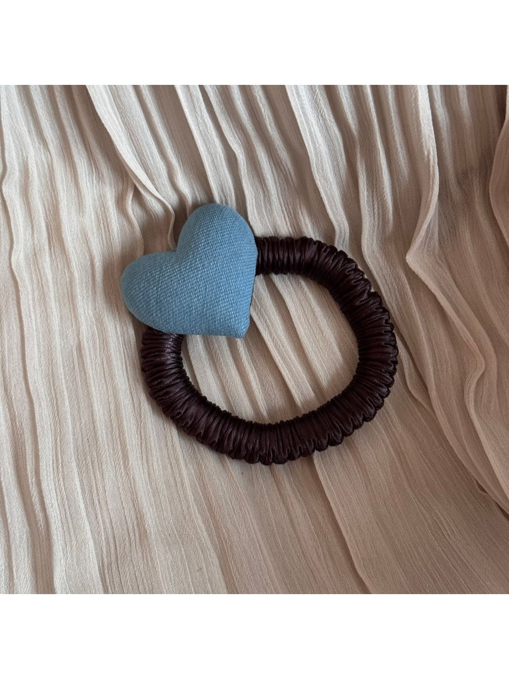 Gifty - Polyester Heart Detail Decorative Elastic Hair Tie