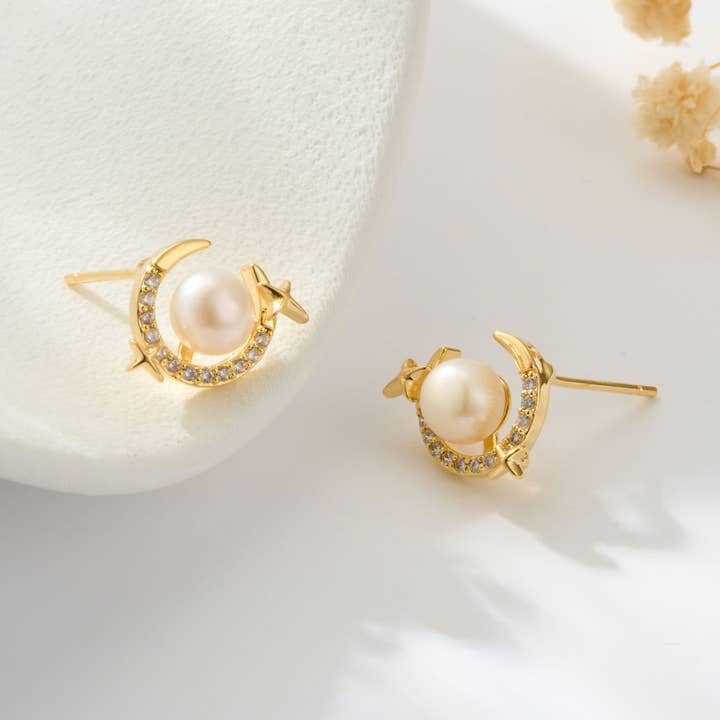 Earedge - Crescent Star Stud Earrings