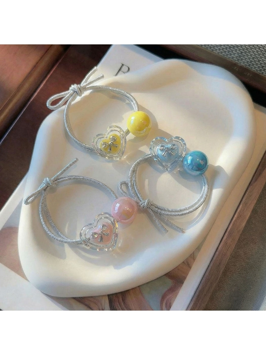 Gifty - Heart Bow Beaded Elastic Hair Tie