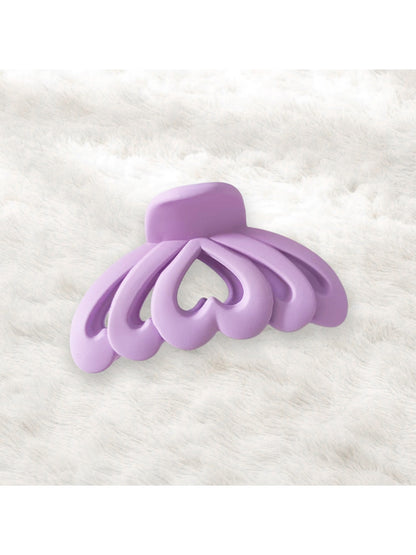 Beau - Layered Heart Cutout Everyday Style Claw Clip