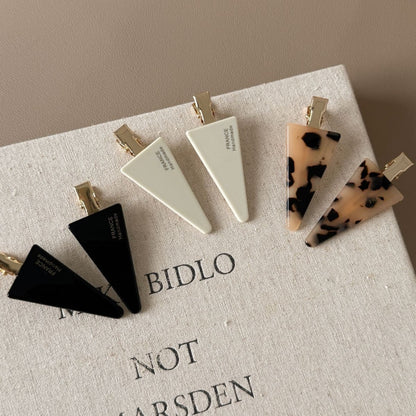 Beau - Geometric Triangle Acetate Alloy Hair Clip