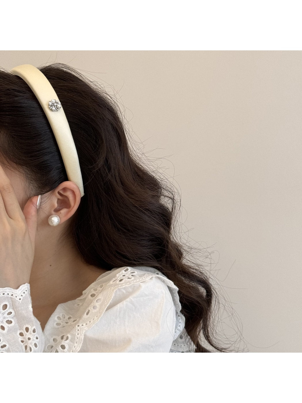 Gifty - Floral Detail Satin Finish Women's Headband