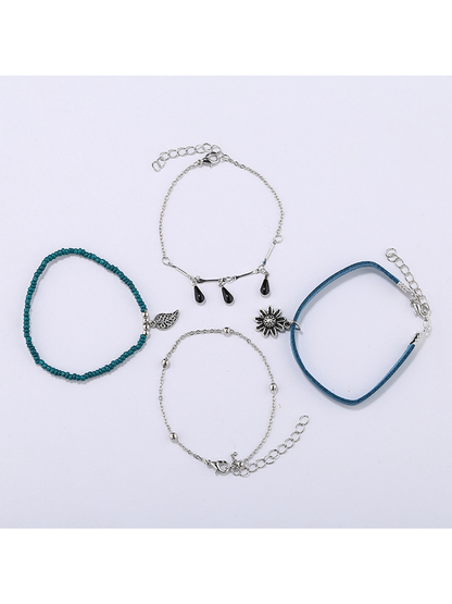 Lovra - Beaded Ethnic Style Pendant Bracelet