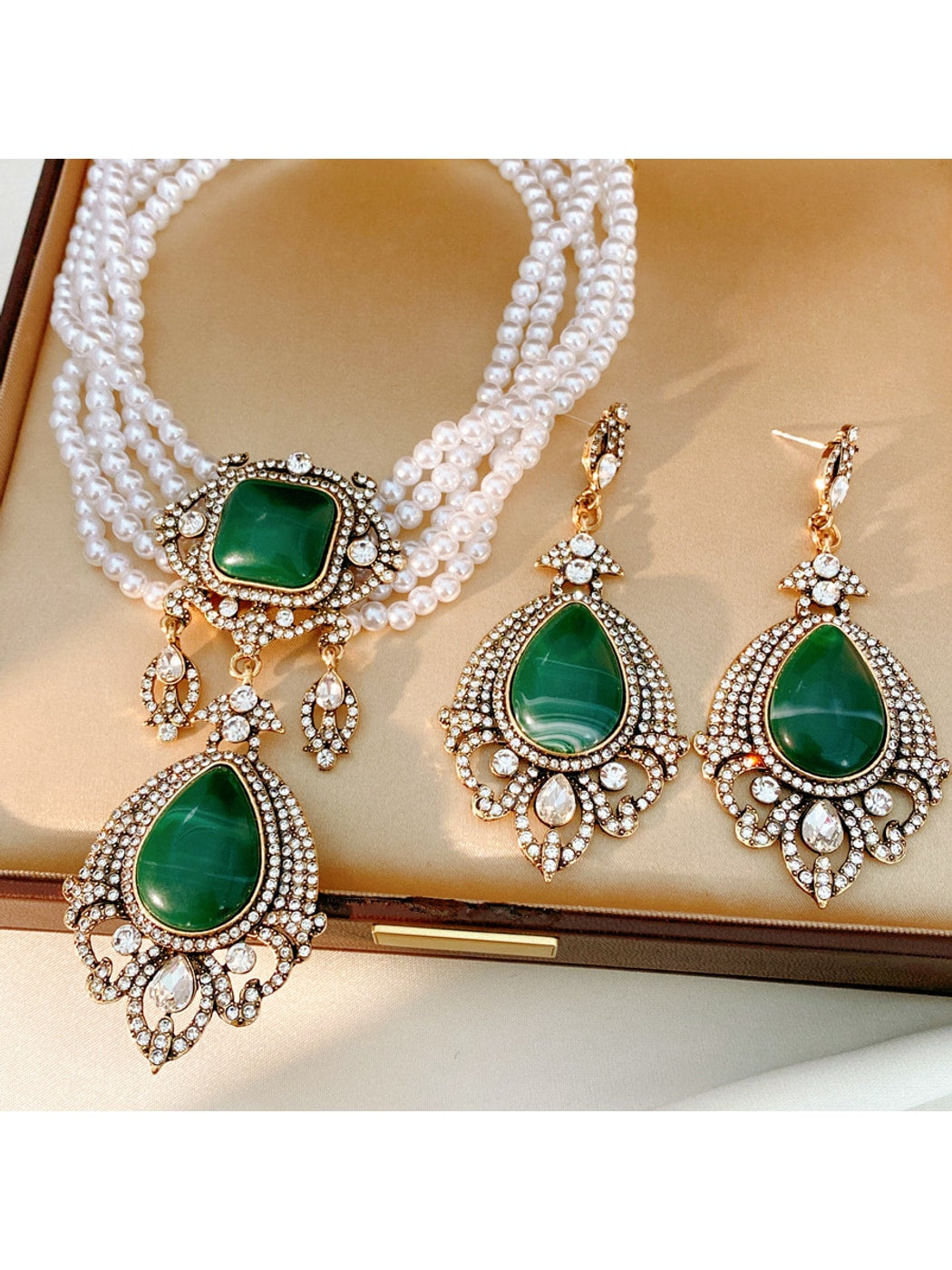 Nozari - Retro Teardrop Dangle Earrings Necklace