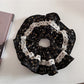 Gifty - Vintage Flower Lace Scrunchie
