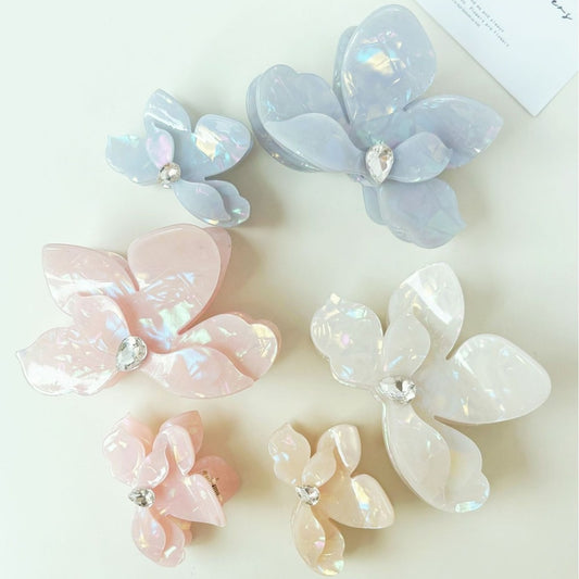 Beau - Acetate Flower Petal Floral Hair Claw Clip