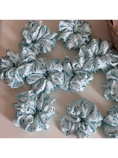 Gifty - Soft Ruffled Polka Dot Elastic Scrunchie