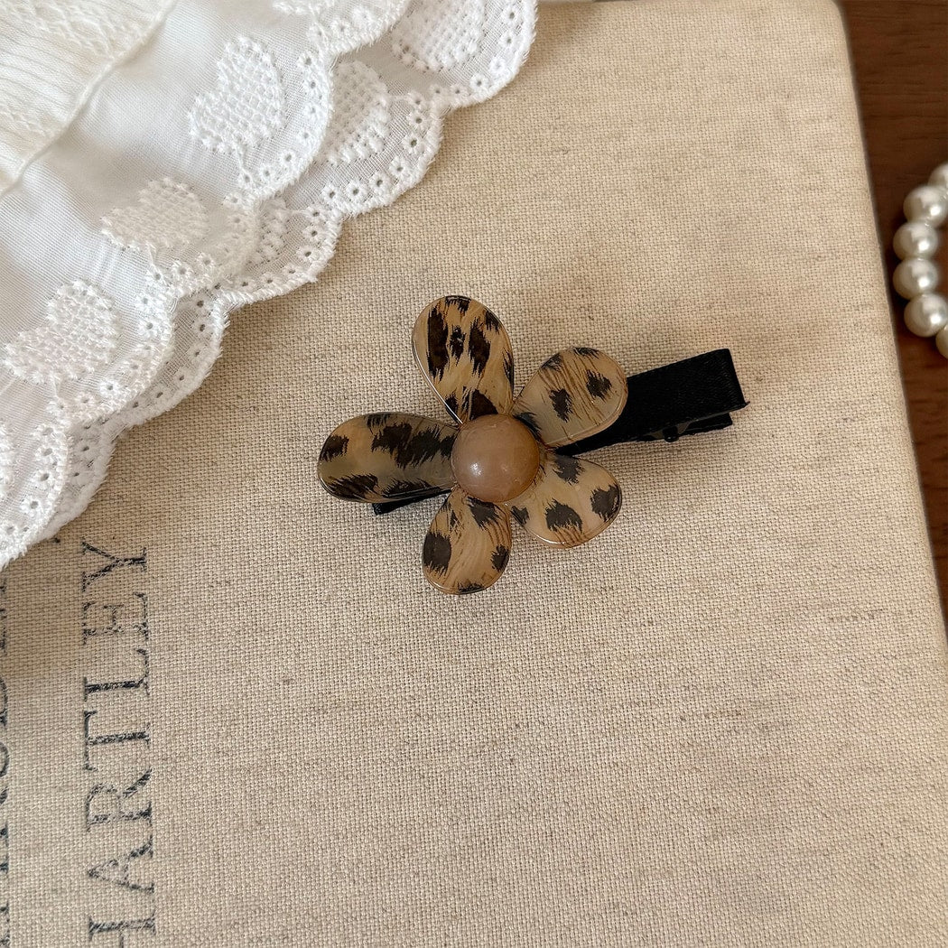 Beau - Leopard Print Heart and Flower Hair Clip