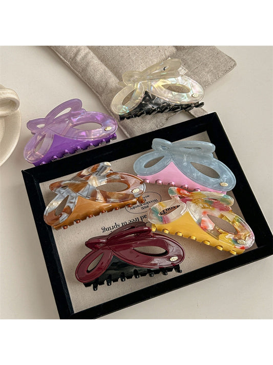 Beau - Alloy Detail Butterfly Shape Acetate Claw Clip