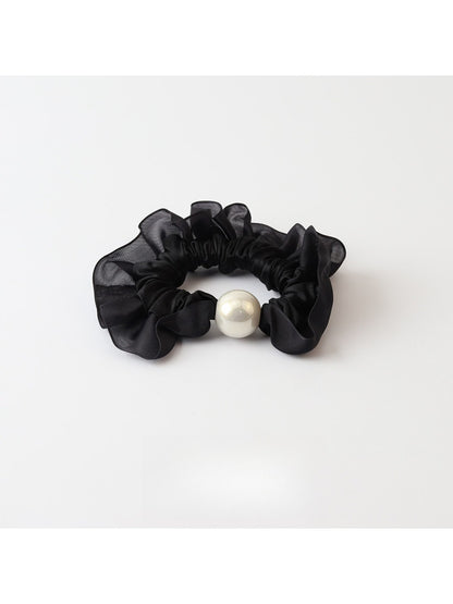 Gifty - Gathered Satin Look Scrunchie