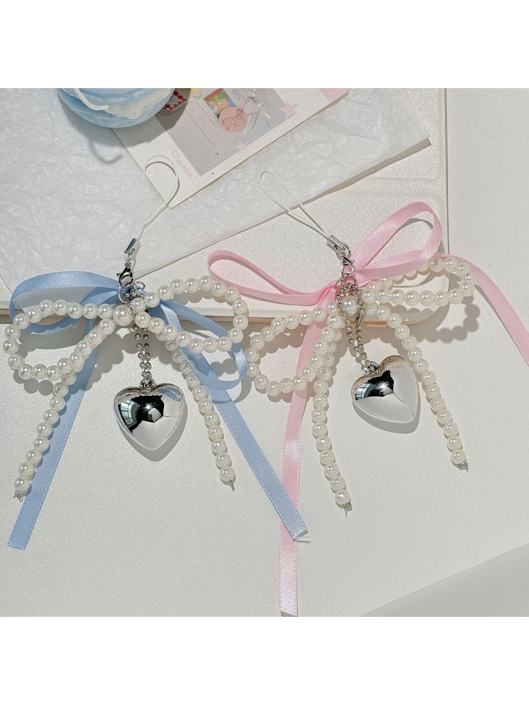Keypus - Beaded Bow Heart Pendant Bag Charm Keychain