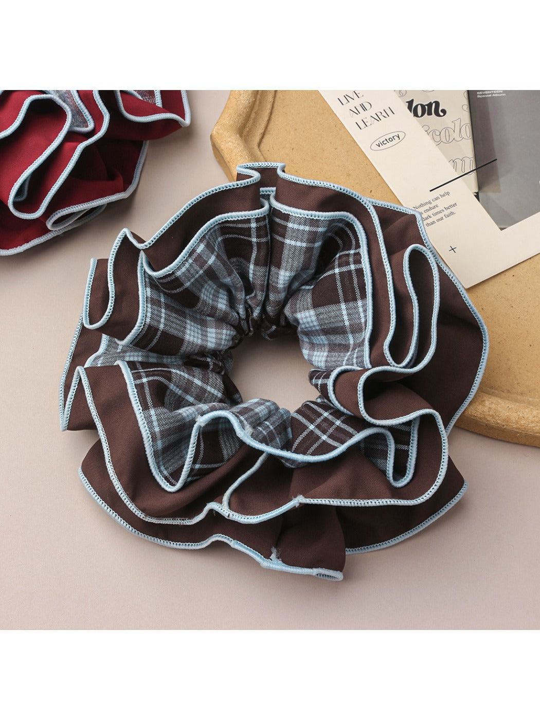 Gifty - Elegant Cloth Fabric Scrunchie Stylish
