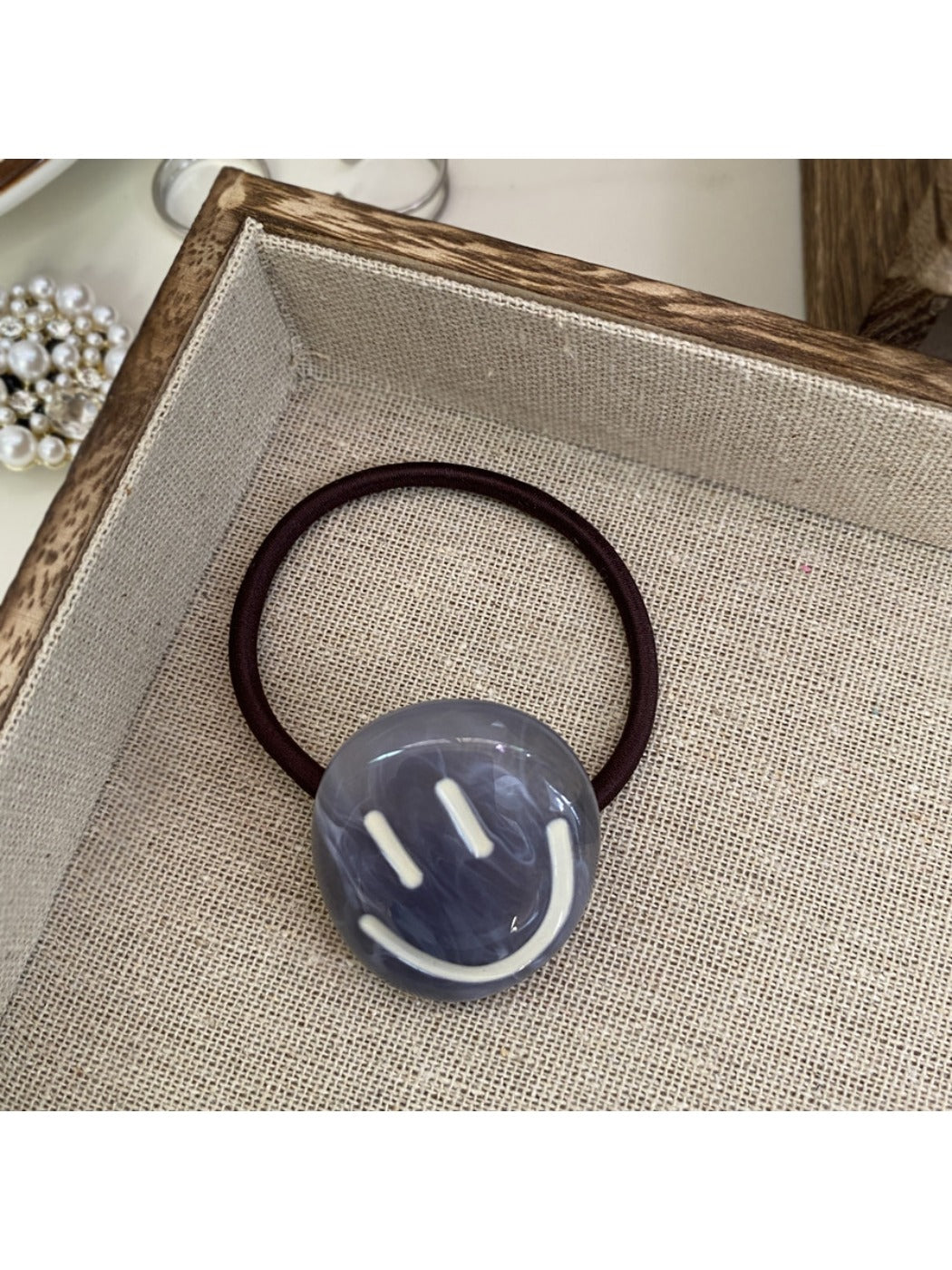 Gifty - Simple Cute Smiley Face Hair Tie