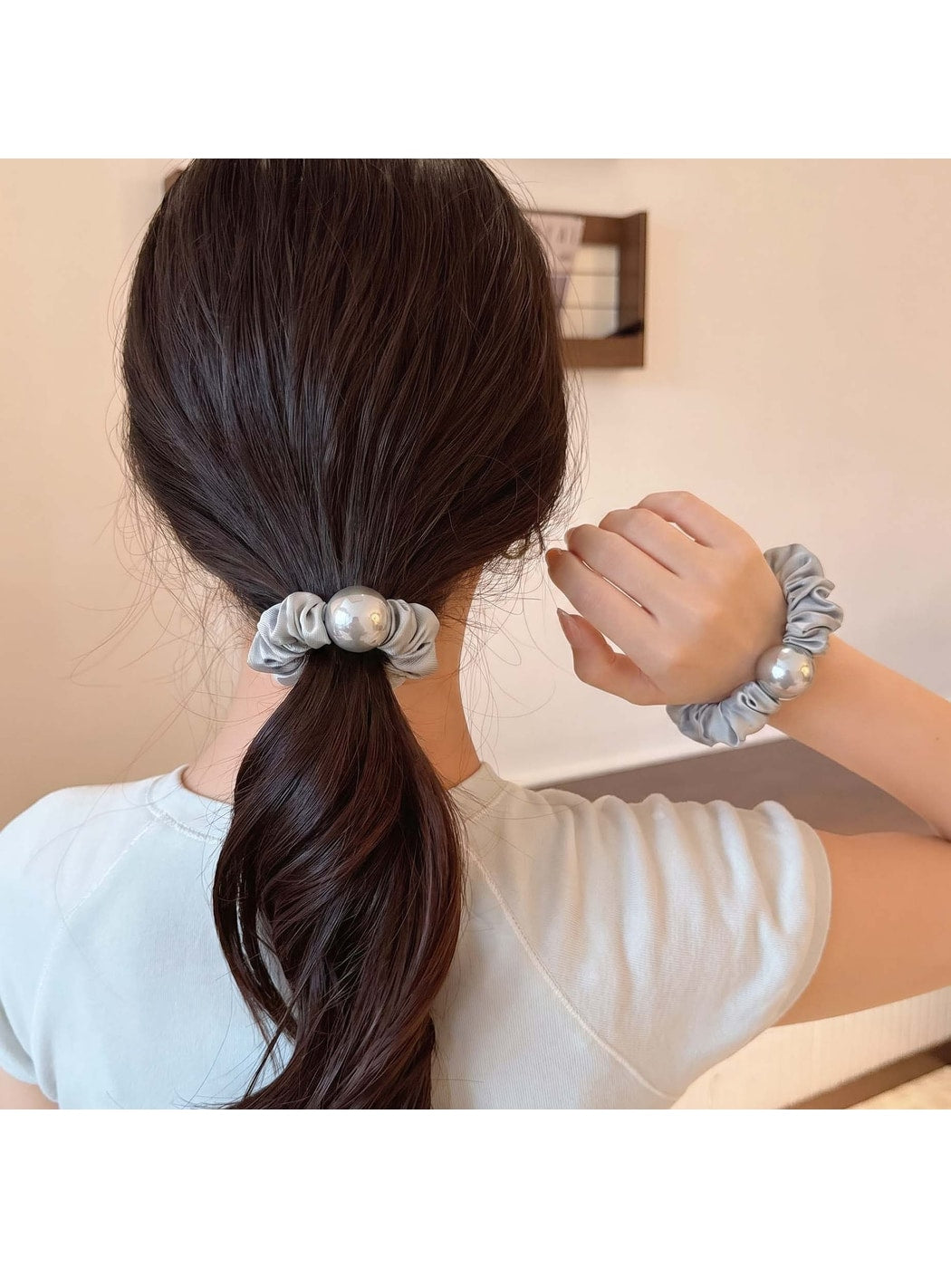 Gifty - High Elastic Ruffle Trim Decorative Hair Tie