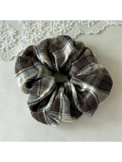 Gifty - Cute Vintage Plaid Hair Ties