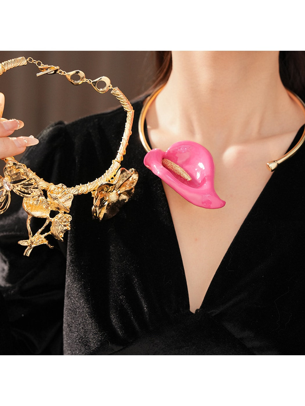Nozari - Alloy Flower Butterfly Clavicle Chain Necklace