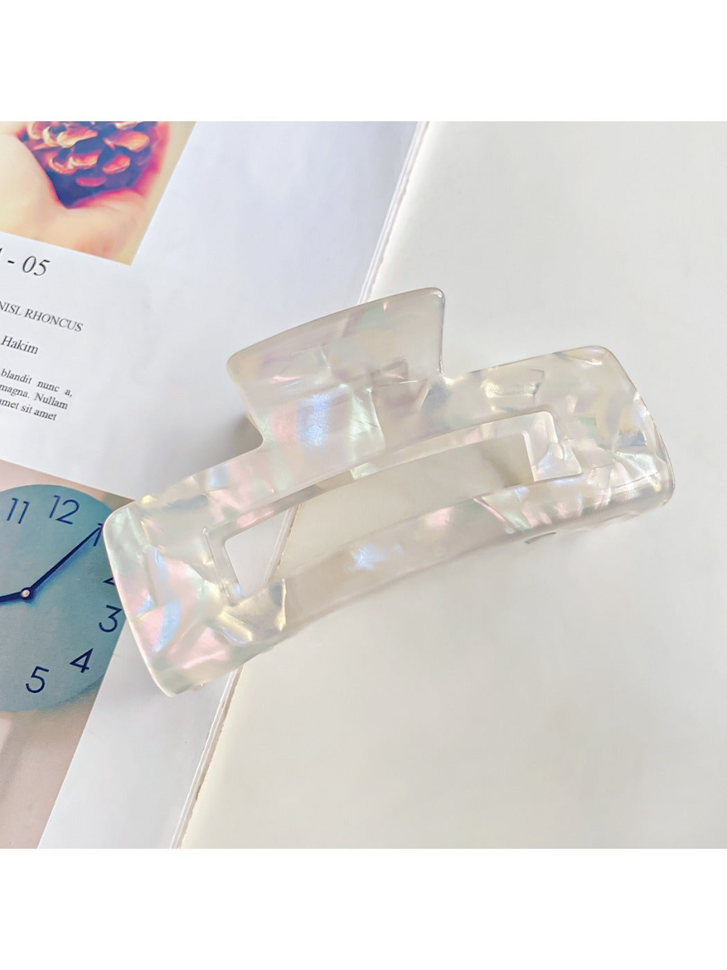 Beau - Minimalist Iridescent Hair Clip