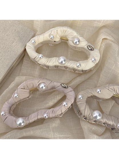 Beau - Minimalist Cloud Shaped Claw Clip
