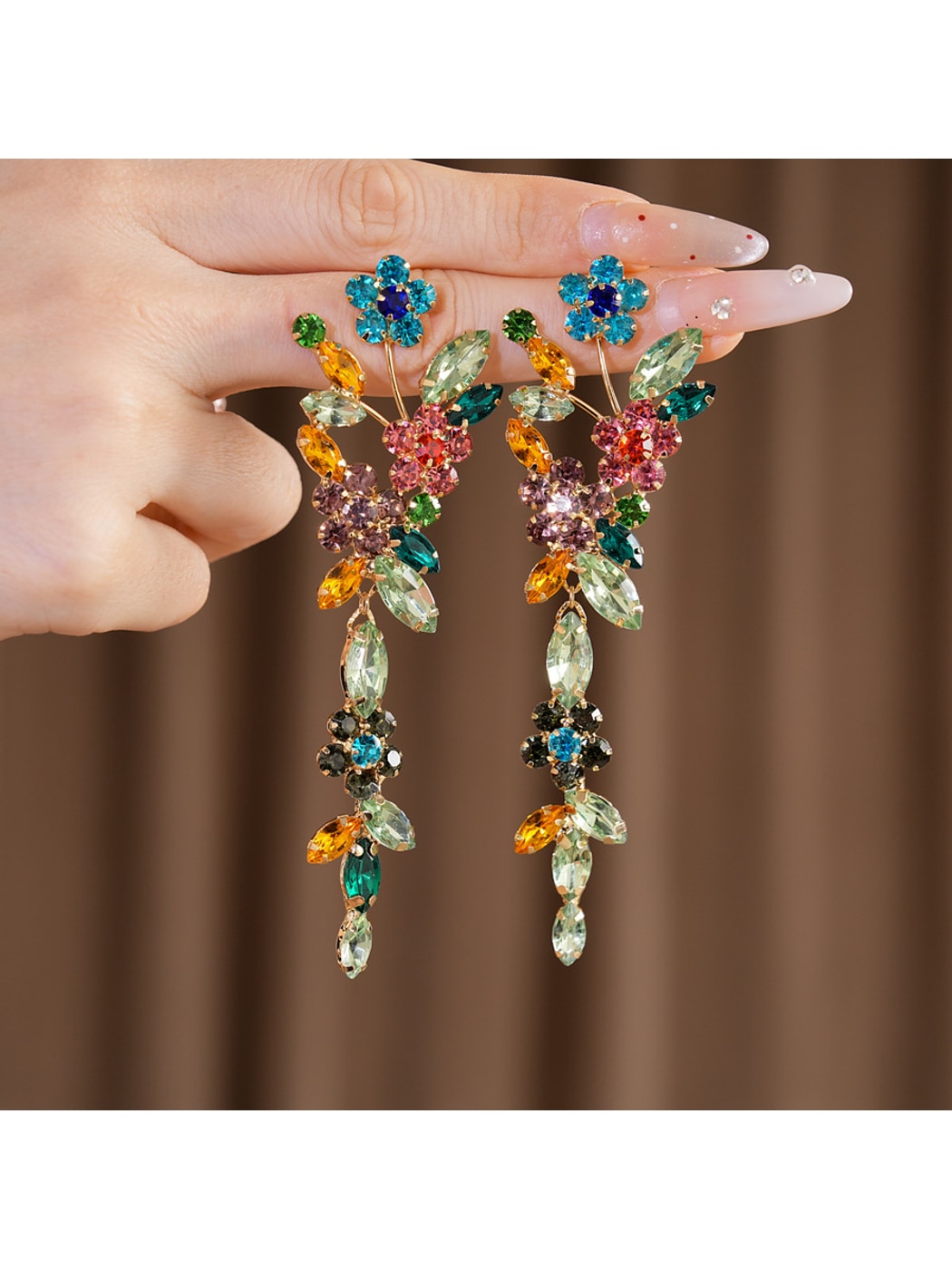 Earedge - Vintage Floral Rhinestone Tassel Earrings