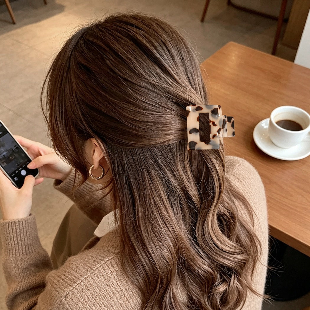 Beau - Minimalist Rectangle Openwork Claw Clip