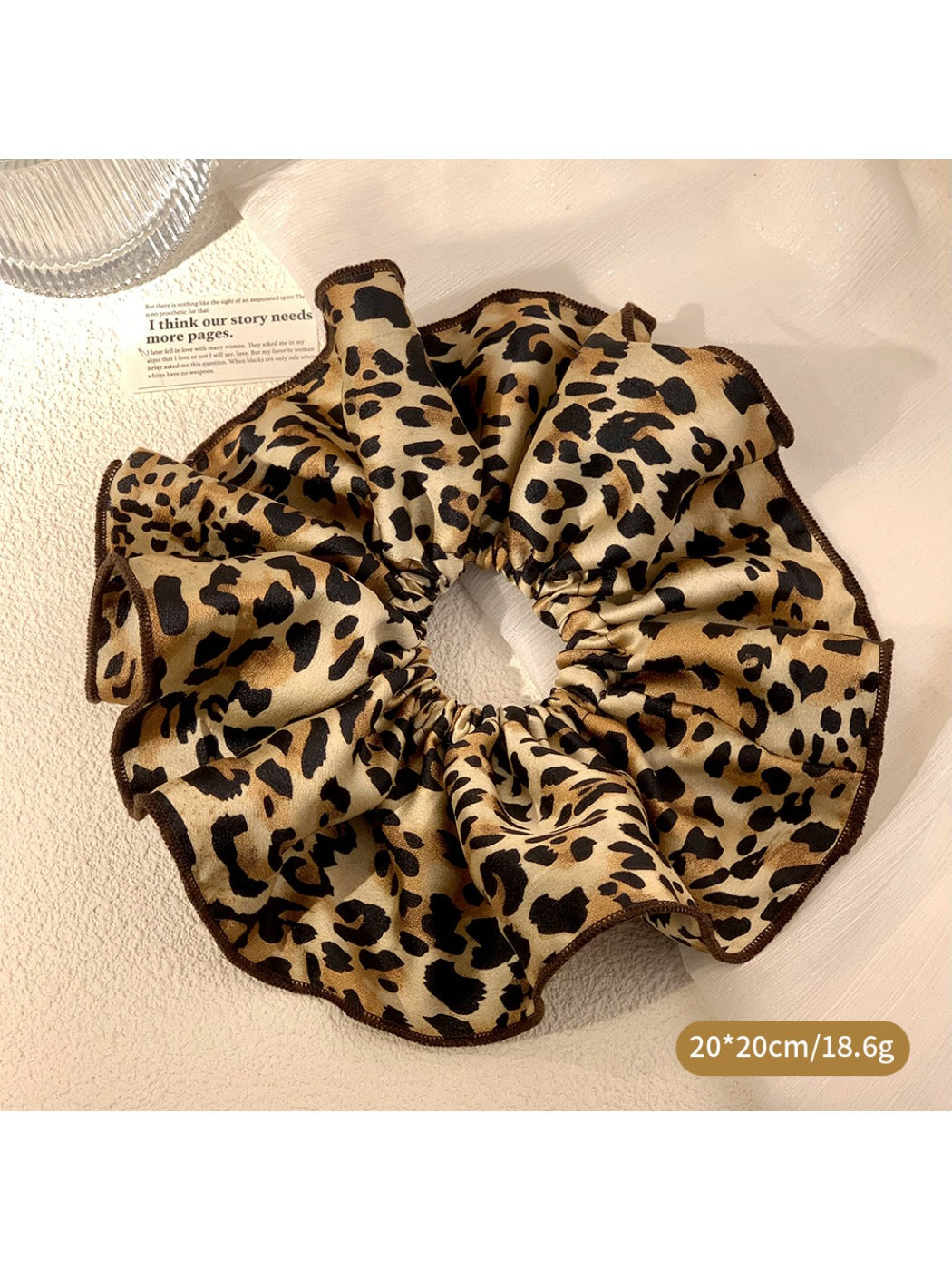 Gifty - Leopard Print Scrunchie Hair Ties