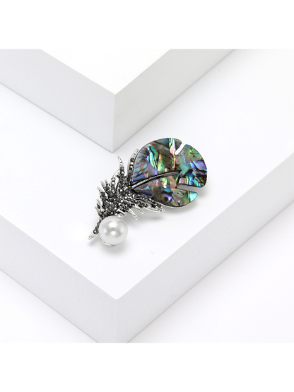 Brovia - Fashion Feather Accent Alloy Brooch Pin