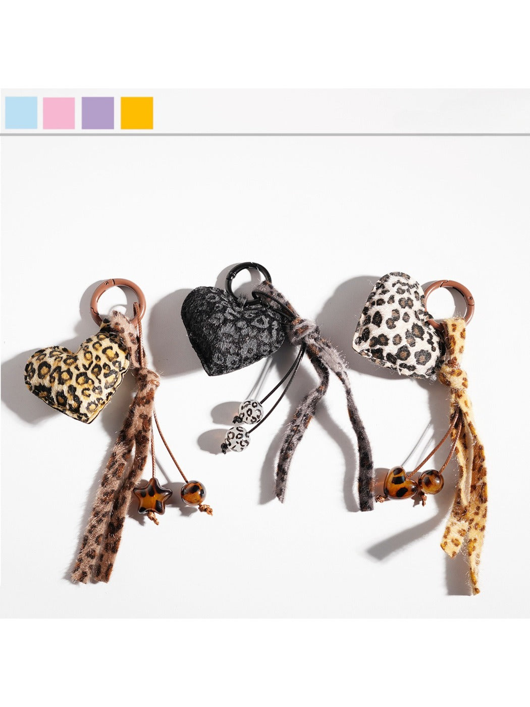 Keypus - Retro Leopard Print Heart Keychain