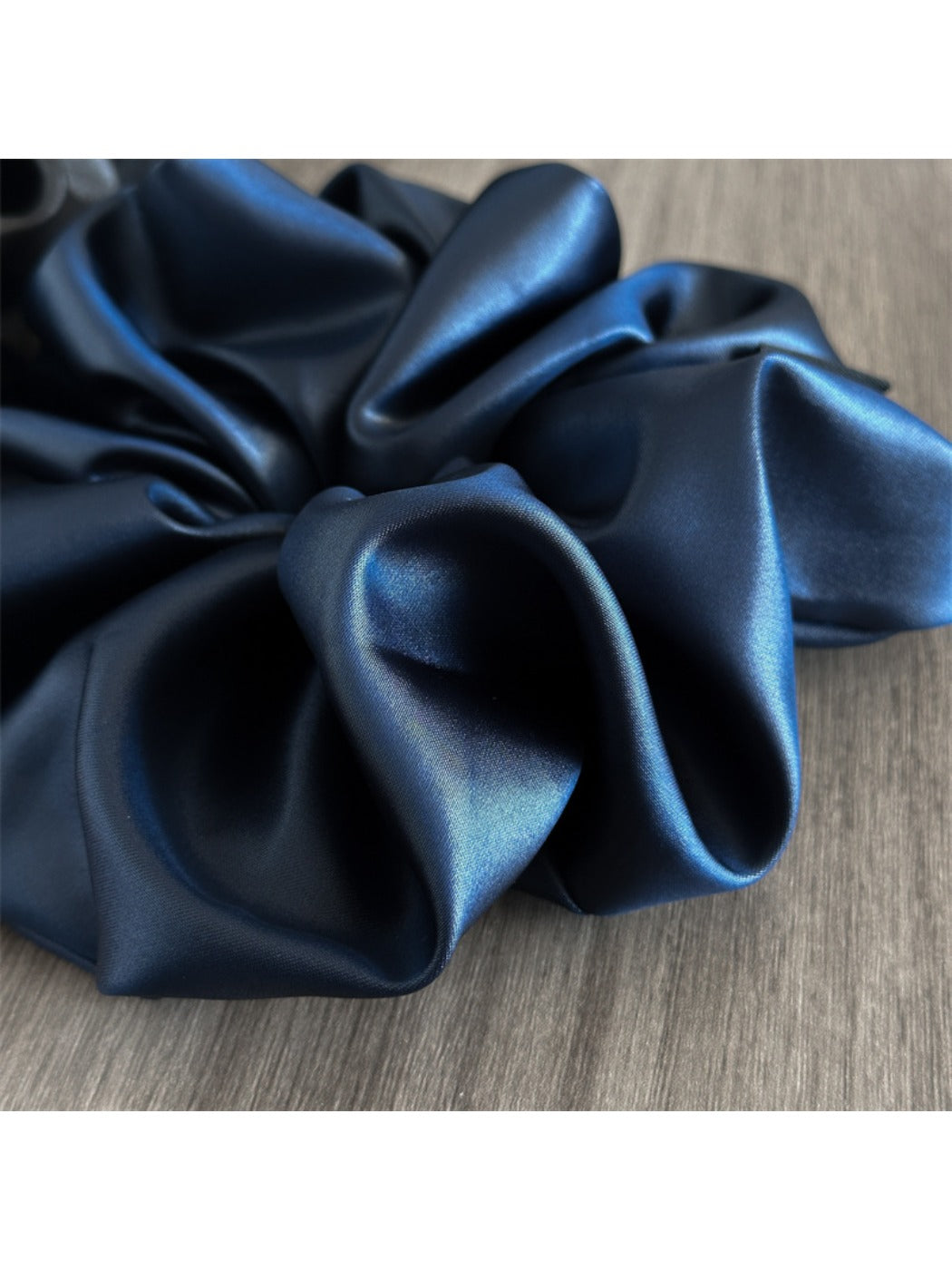 Gifty - Faux Leather Hair Ties