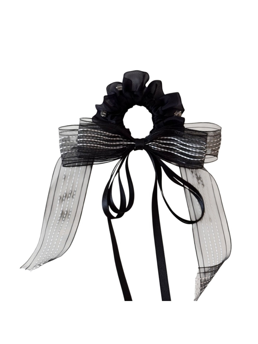 Top view of Gifty scrunchie highlighting the layered ribbon design