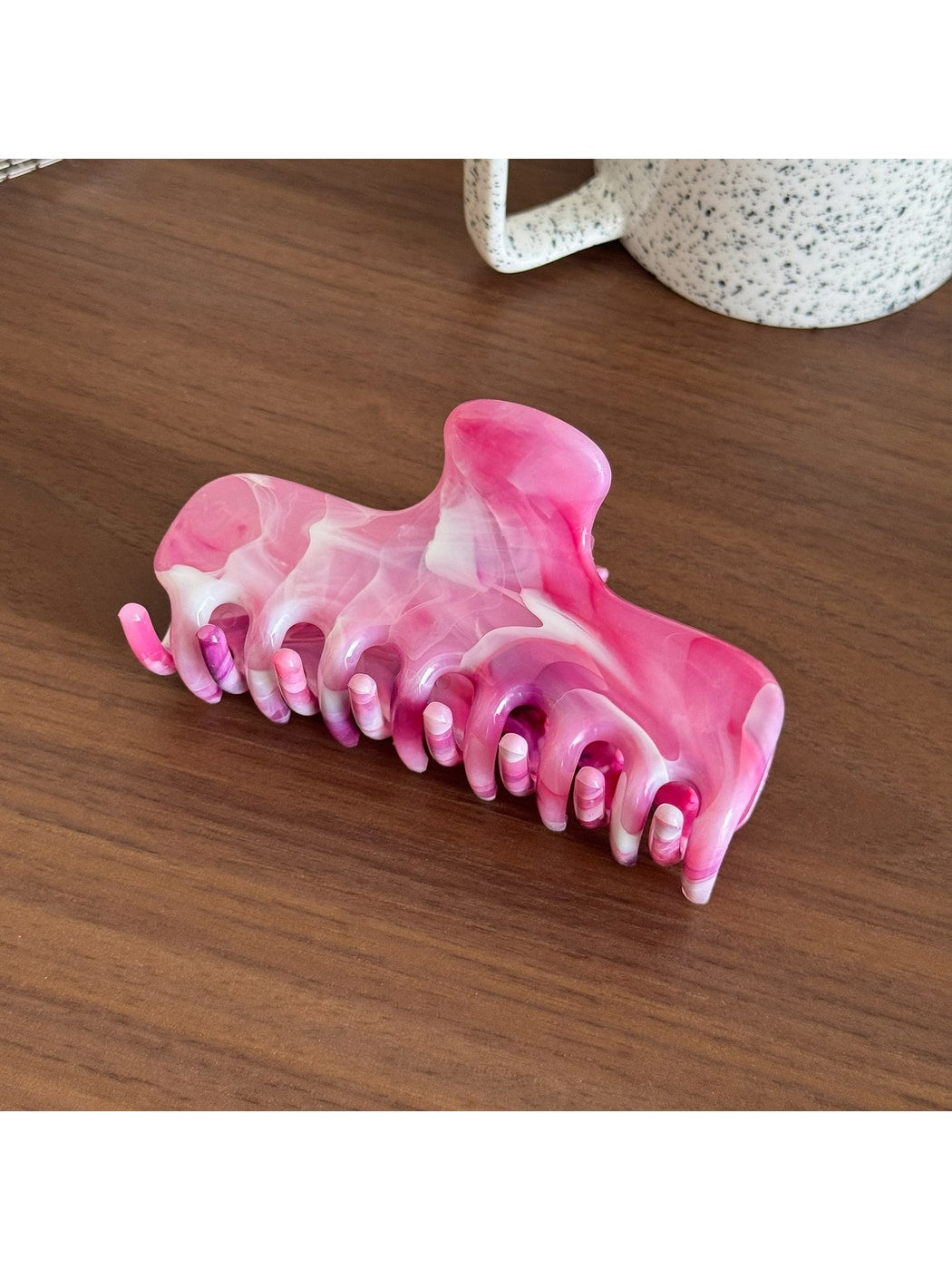 Beau - Marbled Plastic Geometric Line Claw Clip