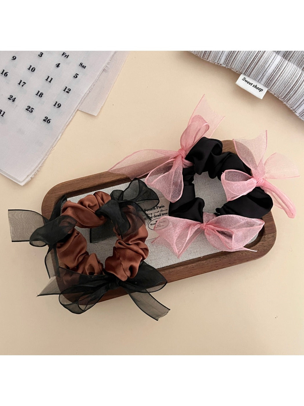 Gifty - Elegant Satin Bow Hair Tie Accessory