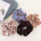 Gifty - Retro Small Floral Scrunchie