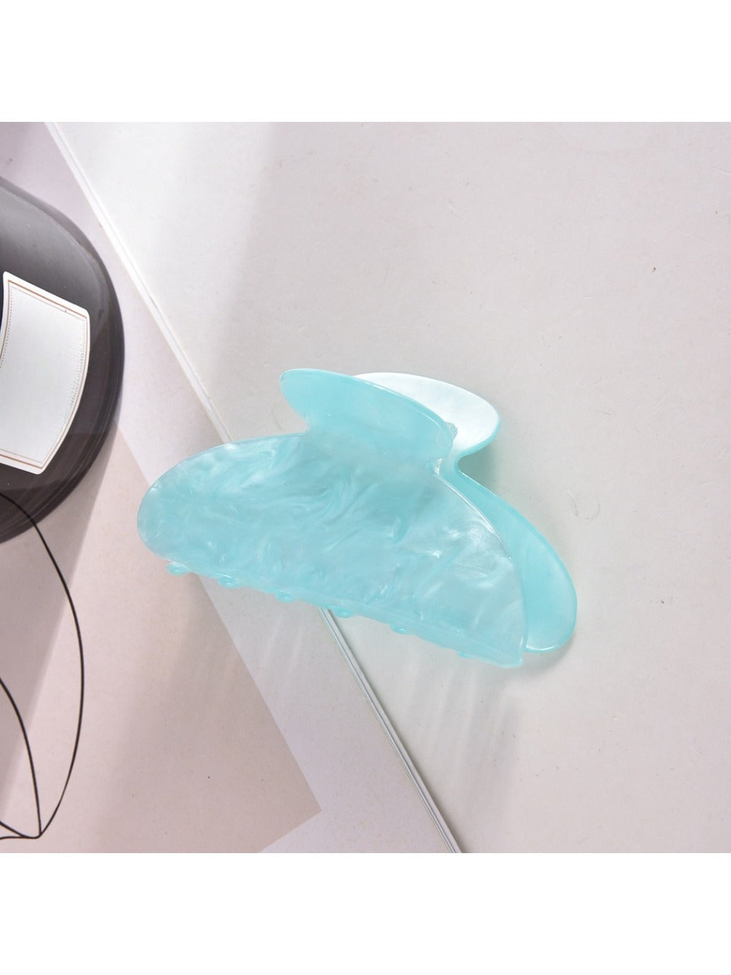 Beau - Macaron Ripple Half Moon Claw Clip