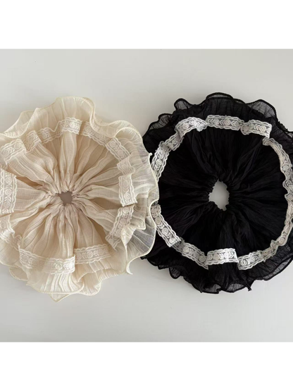 Gifty - Ruffled Lace Trim Vintage Style Scrunchie