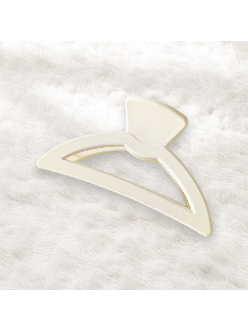 Beau - Minimalist Geometric Plastic Triangle Claw Clip