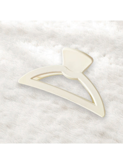 Beau - Minimalist Geometric Plastic Triangle Claw Clip