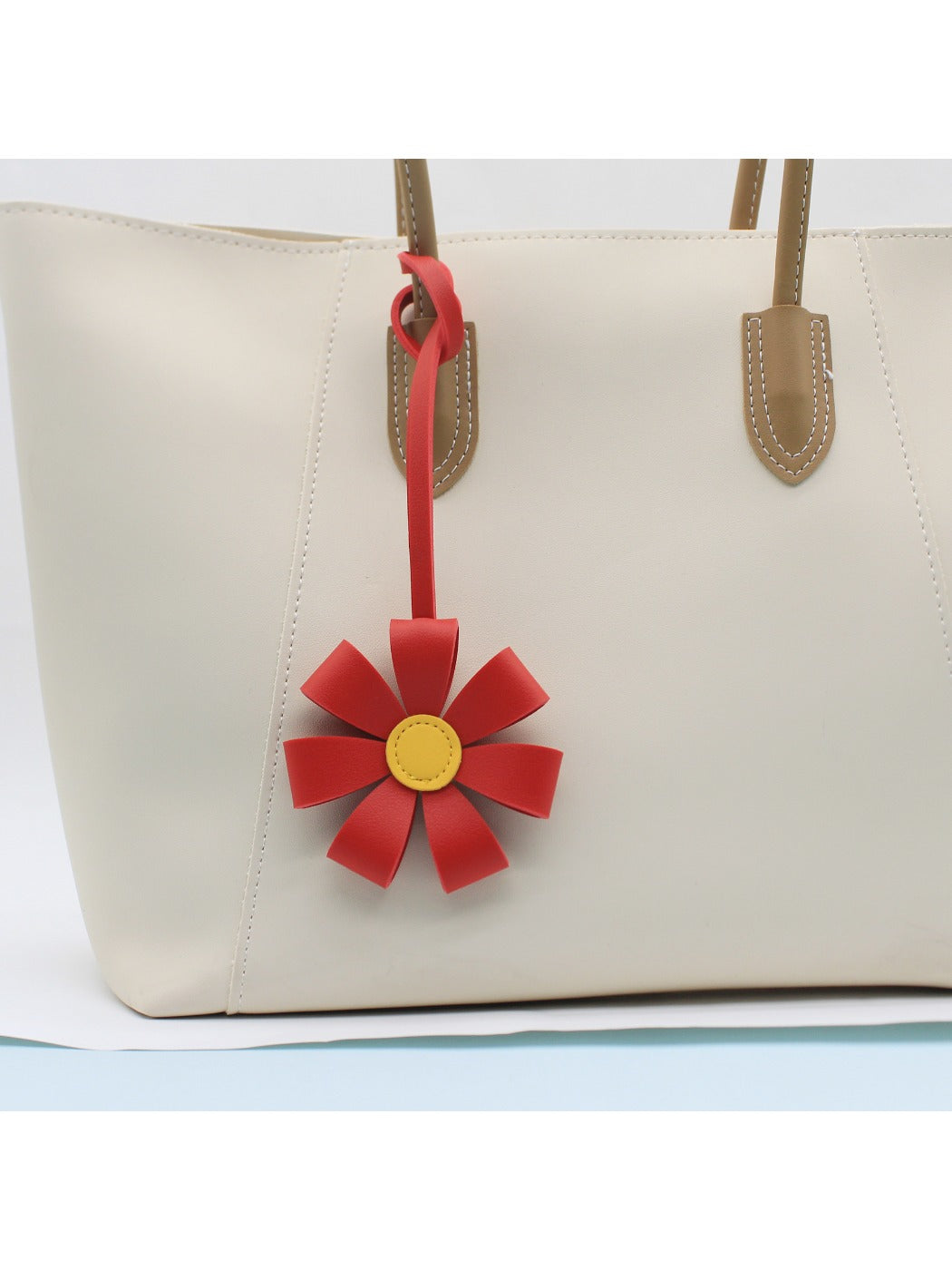 Keypus - Adorable 3D Floral Keychain