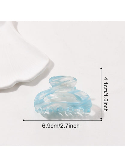 Beau - Dainty Half Moon Hair Claw Clip