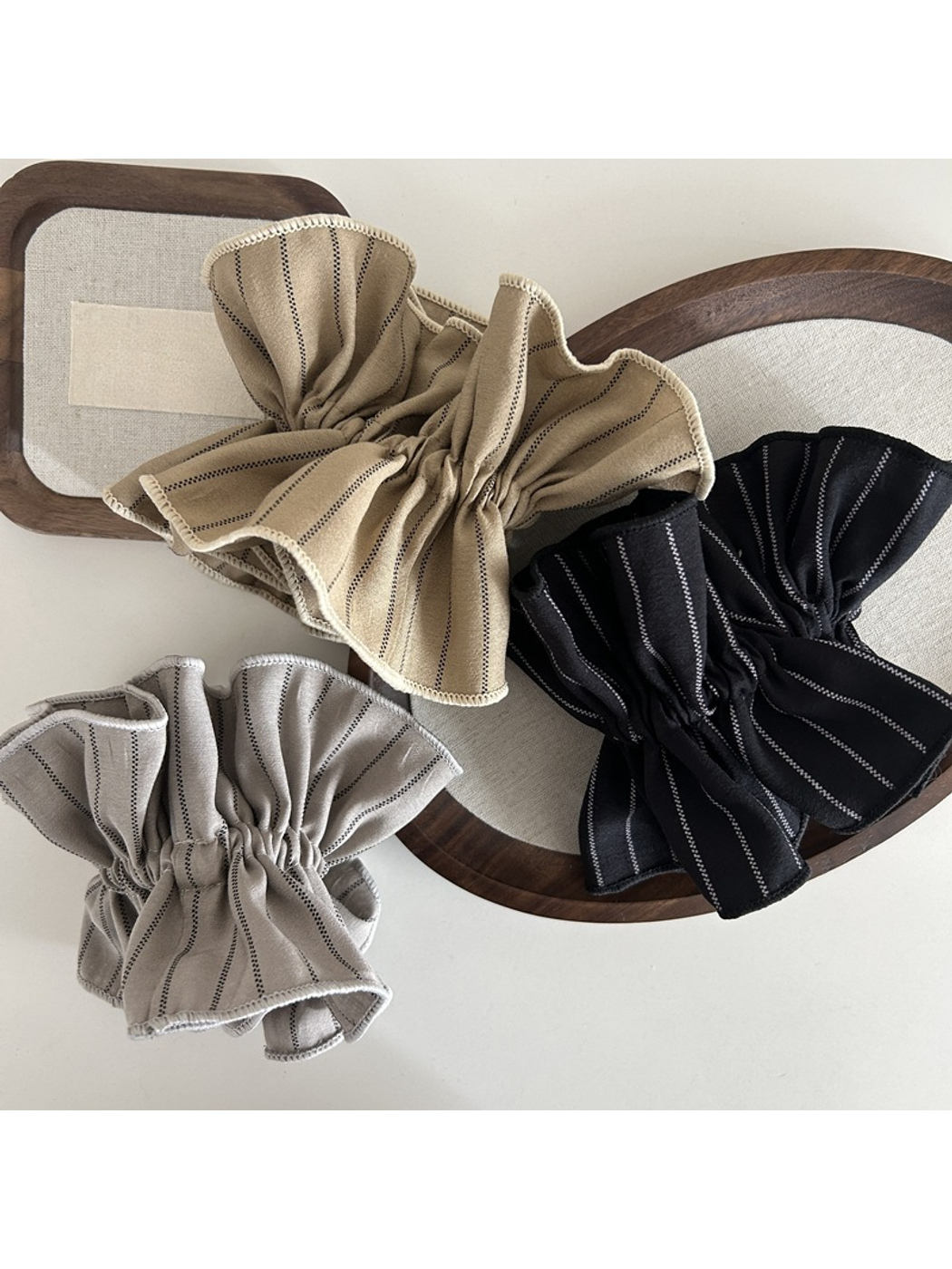 Gifty - Striped Elegant Polyester Hair Scrunchie