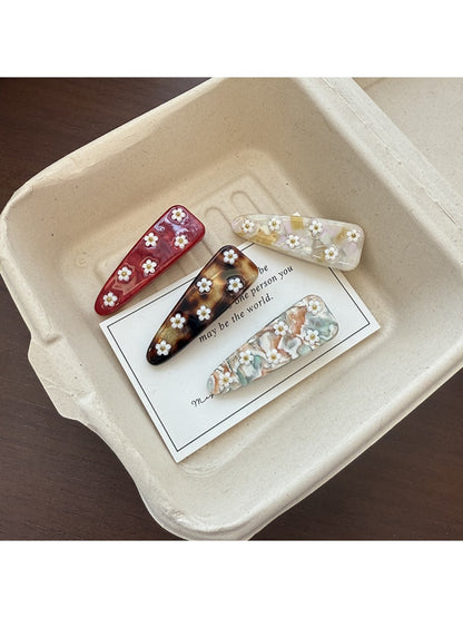 Beau - Elegant Oval Floral Hair Claw Clip