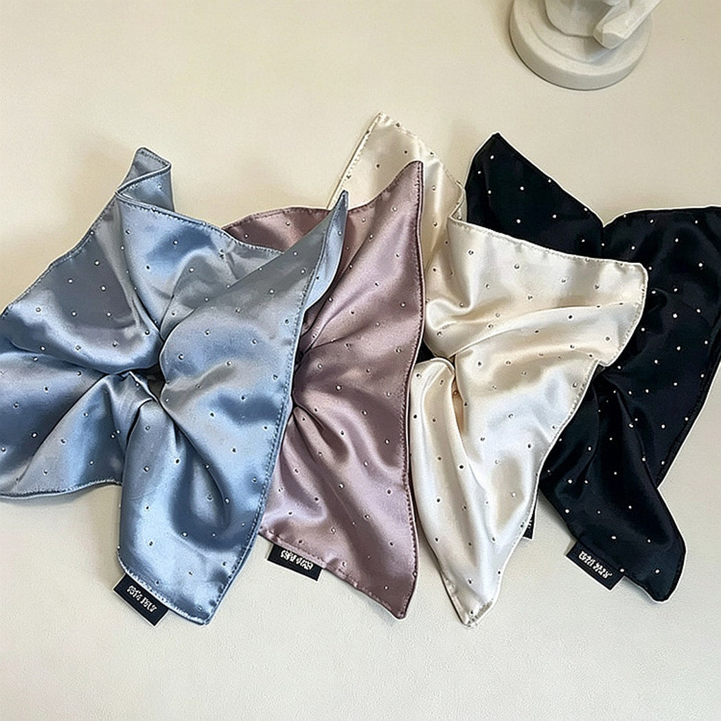Gifty - Geometric Square Scarf Style Scrunchie
