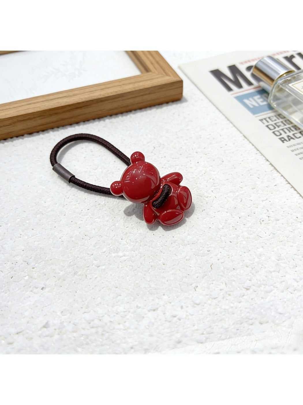 Gifty - Versatile Red Hair Tie