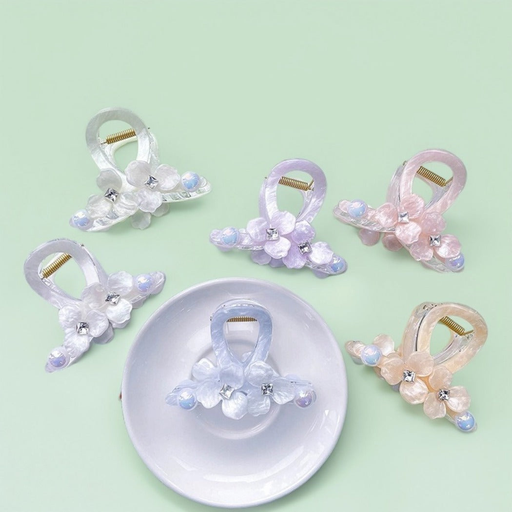 Beau - Floral Pearl Hair Claw Clips